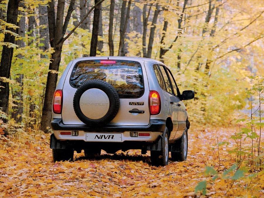  Chevrolet Niva 2002 года  (фото 7 из 16)